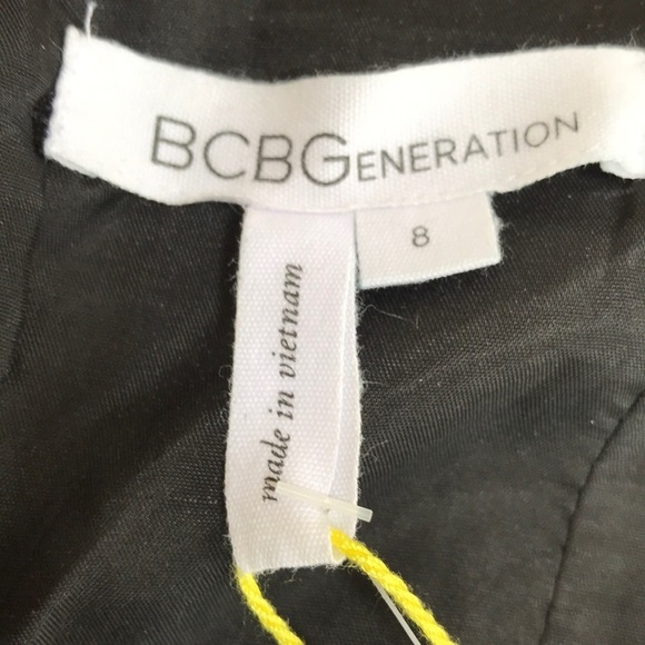 NWT! BCBGENERATION Size 8 black faux wrap tube top - Picture 4 of 8